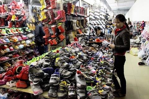 giày dép trẻ em quảng châu chợ đầu mối